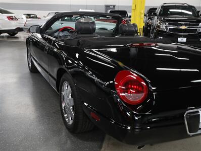 2002 Ford Thunderbird Deluxe - Photo 14 - Addison, IL 60101