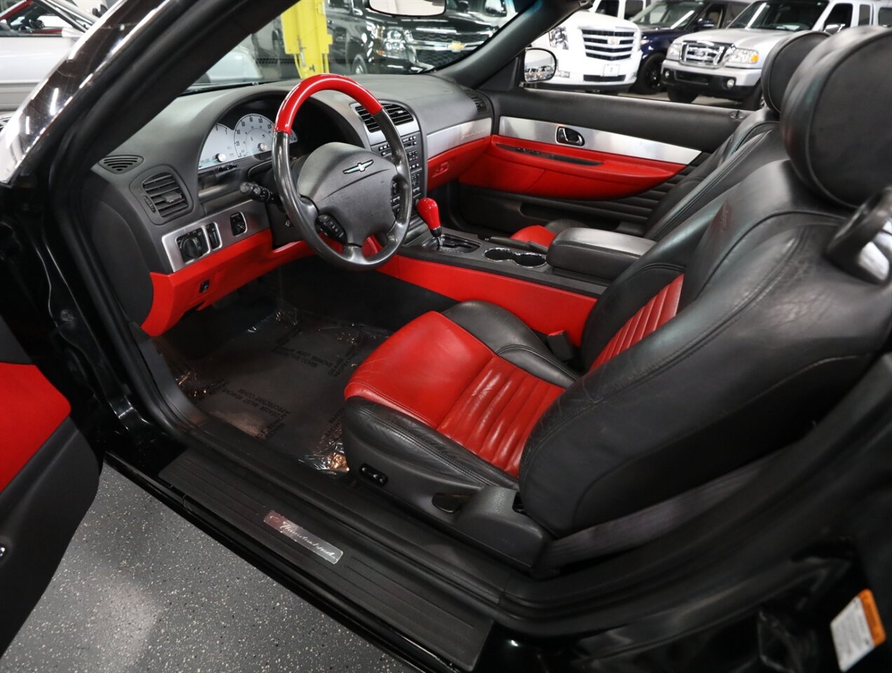 2002 Ford Thunderbird Deluxe - Photo 22 - Addison, IL 60101