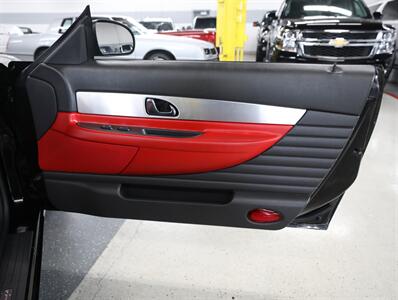 2002 Ford Thunderbird Deluxe - Photo 17 - Addison, IL 60101