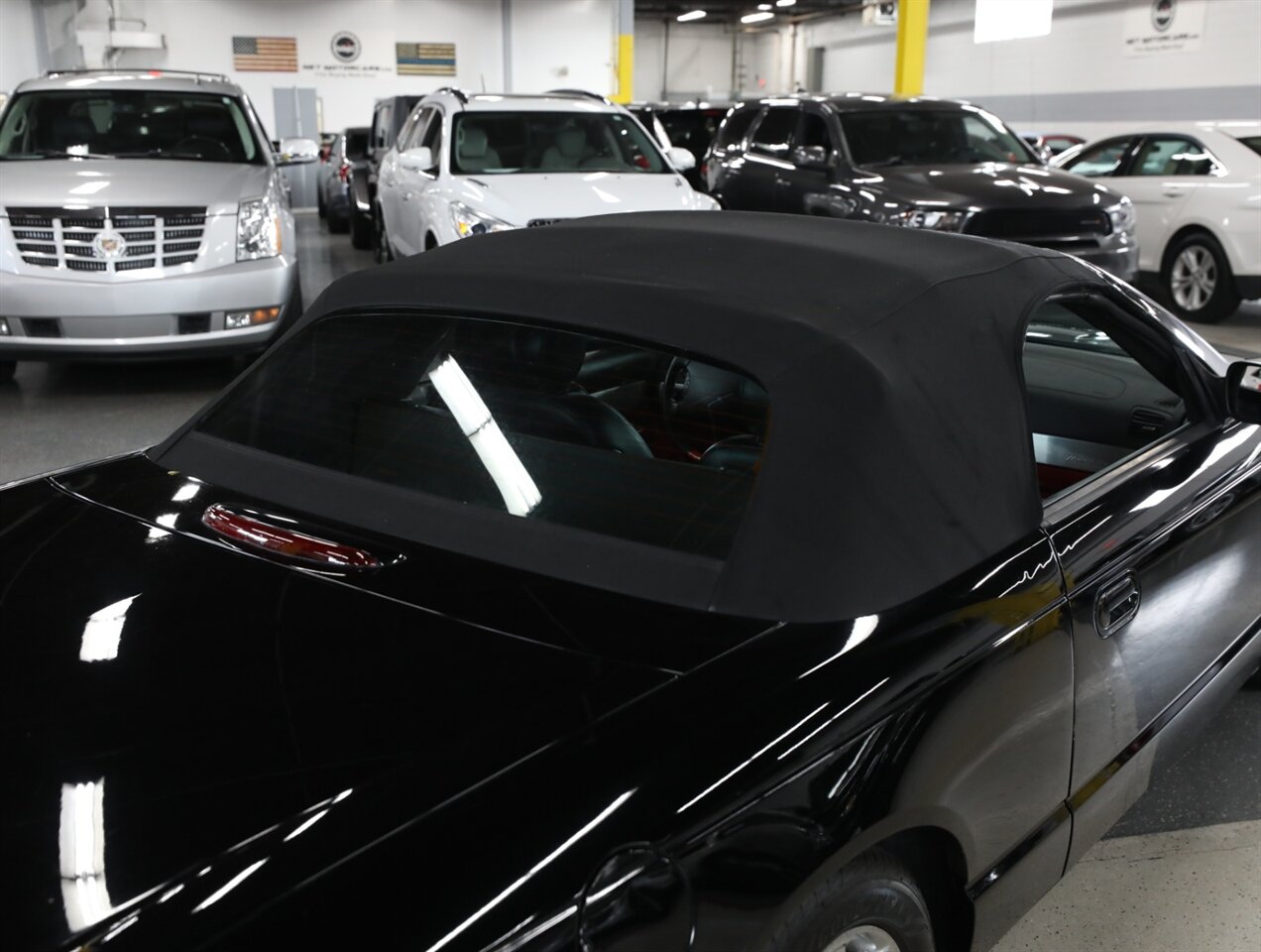 2002 Ford Thunderbird Deluxe - Photo 32 - Addison, IL 60101