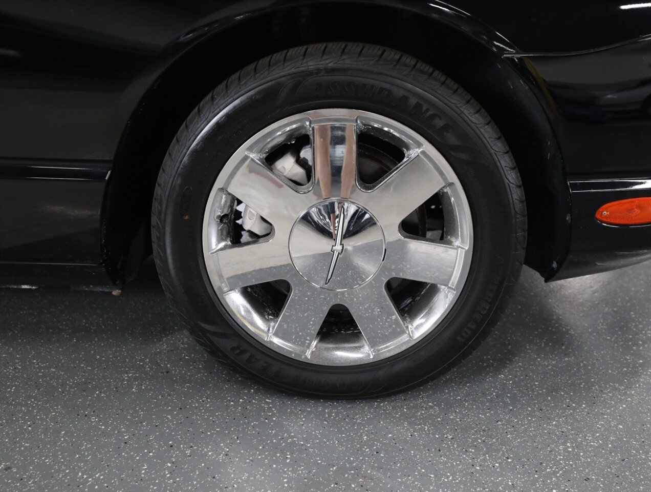 2002 Ford Thunderbird Deluxe - Photo 35 - Addison, IL 60101