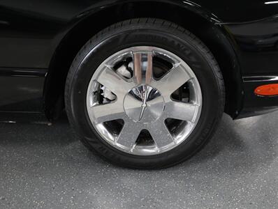 2002 Ford Thunderbird Deluxe - Photo 35 - Addison, IL 60101