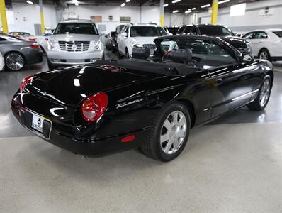 2002 Ford Thunderbird Deluxe - Photo 9 - Addison, IL 60101