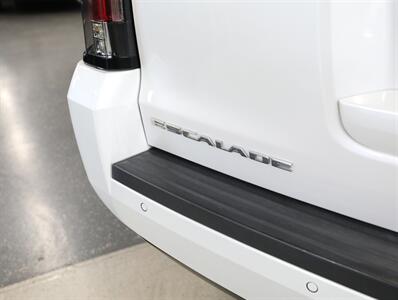 2019 Cadillac Escalade ESV Premium Luxury 4WD   - Photo 11 - Addison, IL 60101