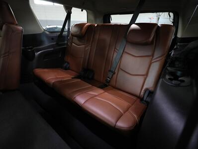 2019 Cadillac Escalade ESV Premium Luxury 4WD   - Photo 28 - Addison, IL 60101