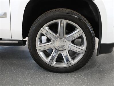 2019 Cadillac Escalade ESV Premium Luxury 4WD   - Photo 51 - Addison, IL 60101