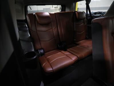 2019 Cadillac Escalade ESV Premium Luxury 4WD   - Photo 22 - Addison, IL 60101