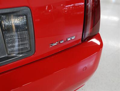 2007 Cadillac XLR Passion Red Limited Edition   - Photo 12 - Addison, IL 60101