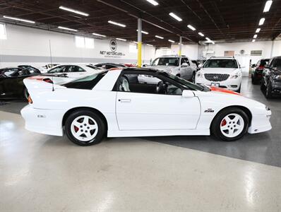 1997 Chevrolet Camaro Z28   - Photo 13 - Addison, IL 60101