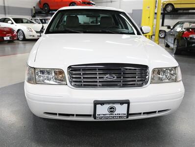 2011 Ford Crown Victoria LX   - Photo 6 - Addison, IL 60101
