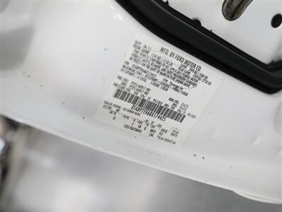 2011 Ford Crown Victoria LX   - Photo 32 - Addison, IL 60101