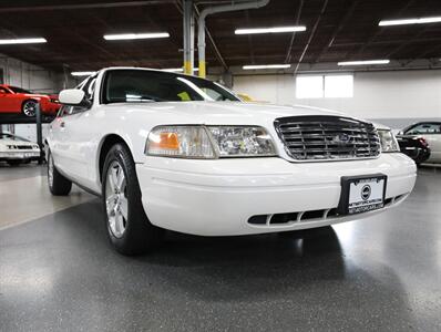 2011 Ford Crown Victoria LX   - Photo 42 - Addison, IL 60101