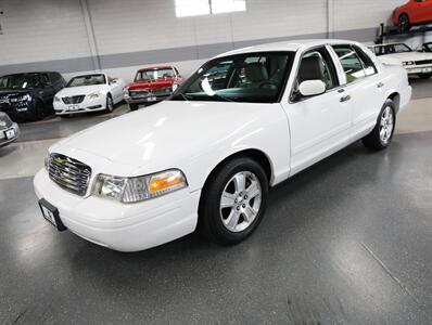 2011 Ford Crown Victoria LX   - Photo 4 - Addison, IL 60101