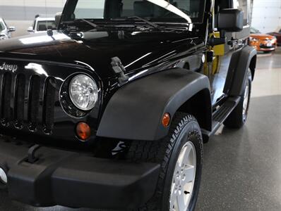 2010 Jeep Wrangler Sport 4X4   - Photo 5 - Addison, IL 60101