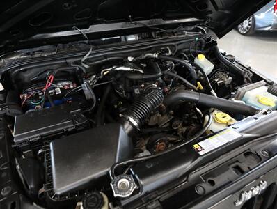 2010 Jeep Wrangler Sport 4X4   - Photo 39 - Addison, IL 60101