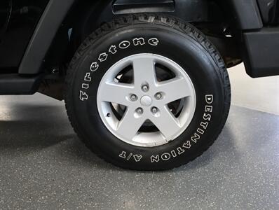 2010 Jeep Wrangler Sport 4X4   - Photo 34 - Addison, IL 60101