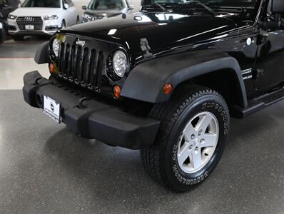 2010 Jeep Wrangler Sport 4X4   - Photo 3 - Addison, IL 60101