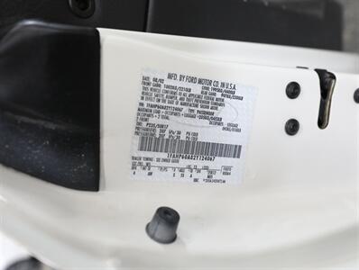 2002 Ford Thunderbird Deluxe   - Photo 32 - Addison, IL 60101