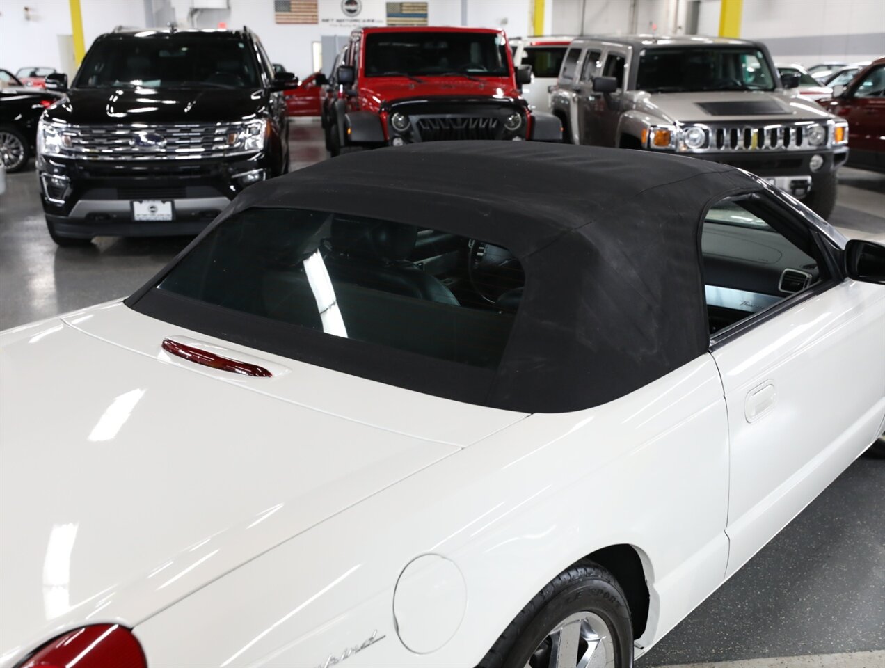 2002 Ford Thunderbird Deluxe - Photo 39 - Addison, IL 60101