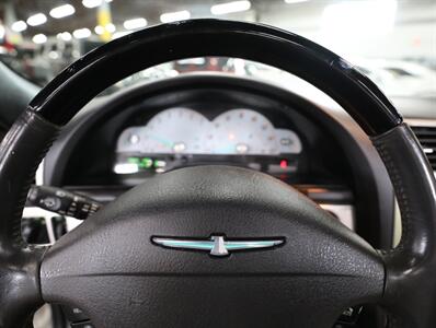 2002 Ford Thunderbird Deluxe   - Photo 29 - Addison, IL 60101