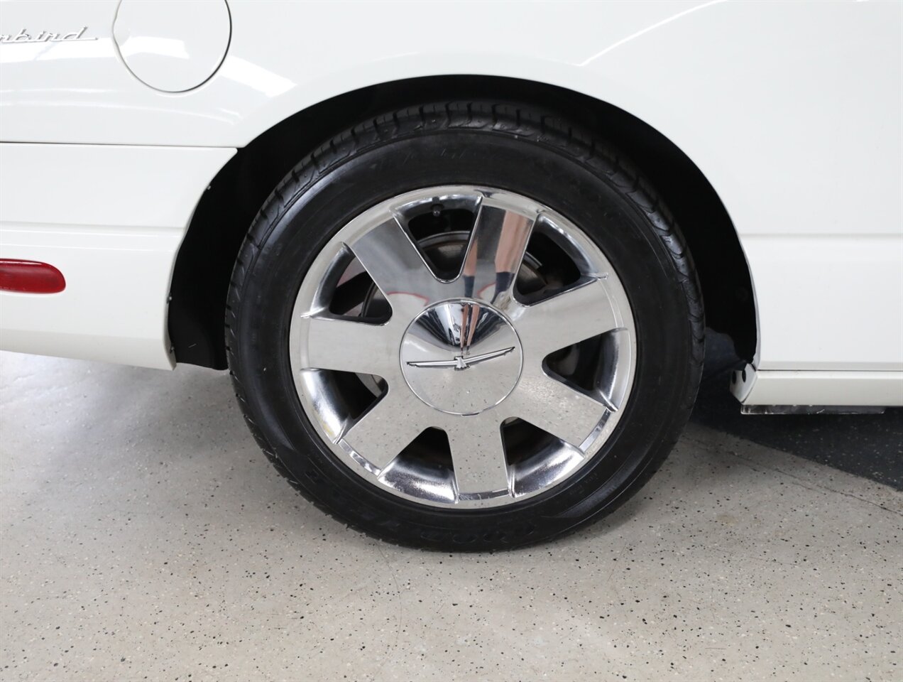 2002 Ford Thunderbird Deluxe - Photo 45 - Addison, IL 60101