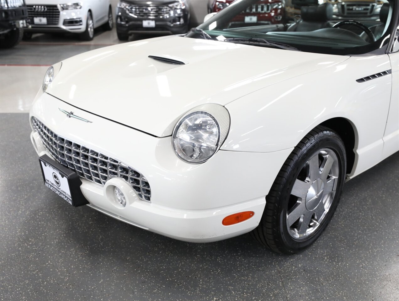 2002 Ford Thunderbird Deluxe - Photo 3 - Addison, IL 60101