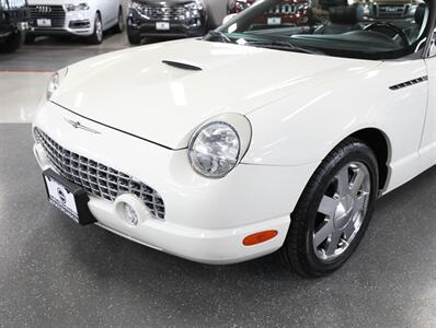 2002 Ford Thunderbird Deluxe   - Photo 3 - Addison, IL 60101