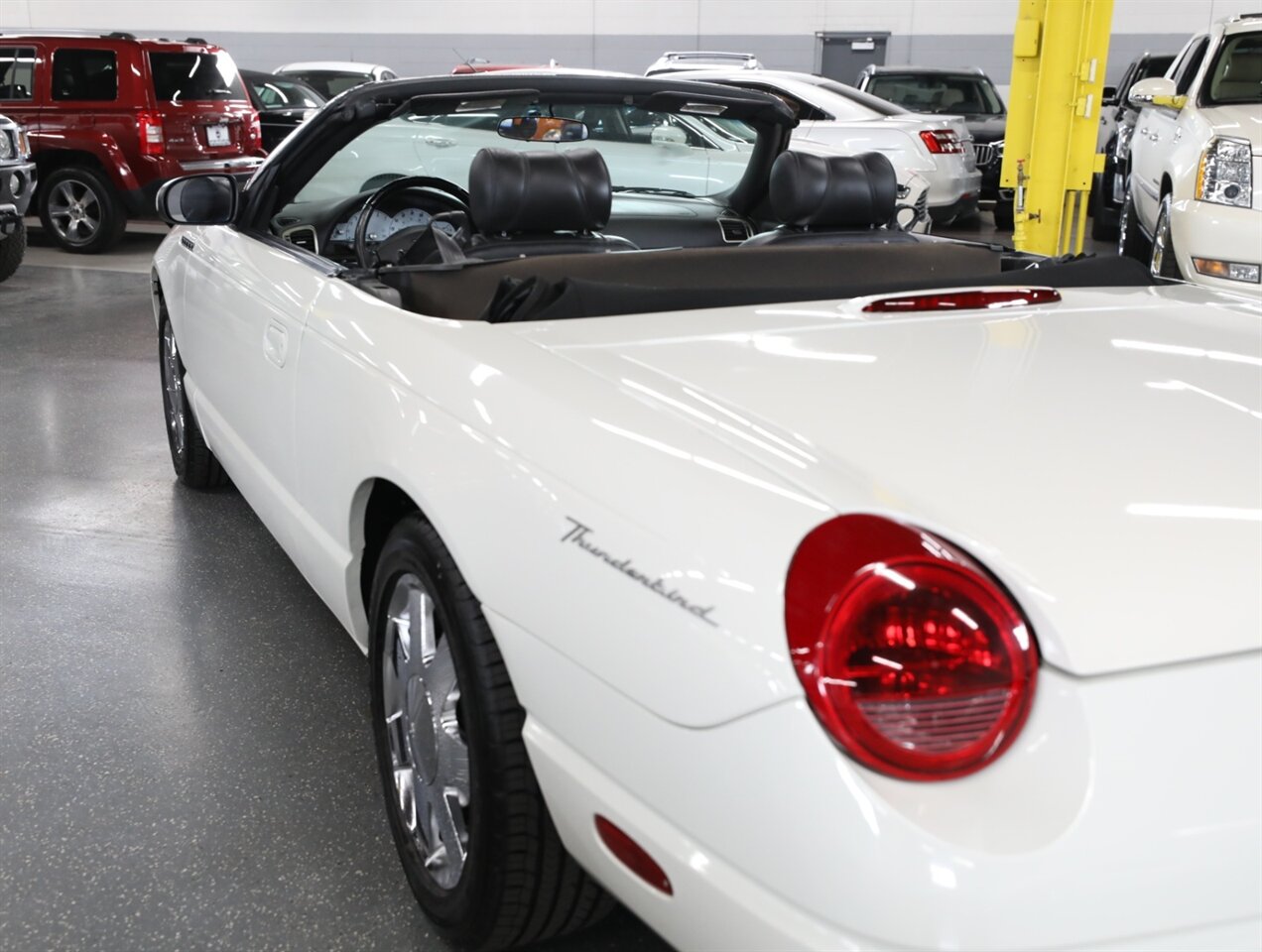 2002 Ford Thunderbird Deluxe - Photo 16 - Addison, IL 60101