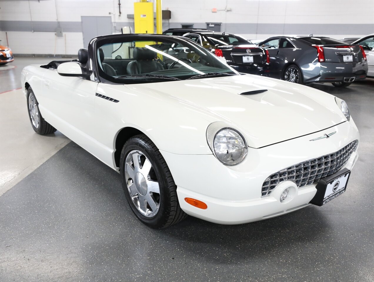 2002 Ford Thunderbird Deluxe - Photo 7 - Addison, IL 60101