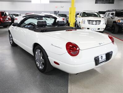 2002 Ford Thunderbird Deluxe   - Photo 15 - Addison, IL 60101