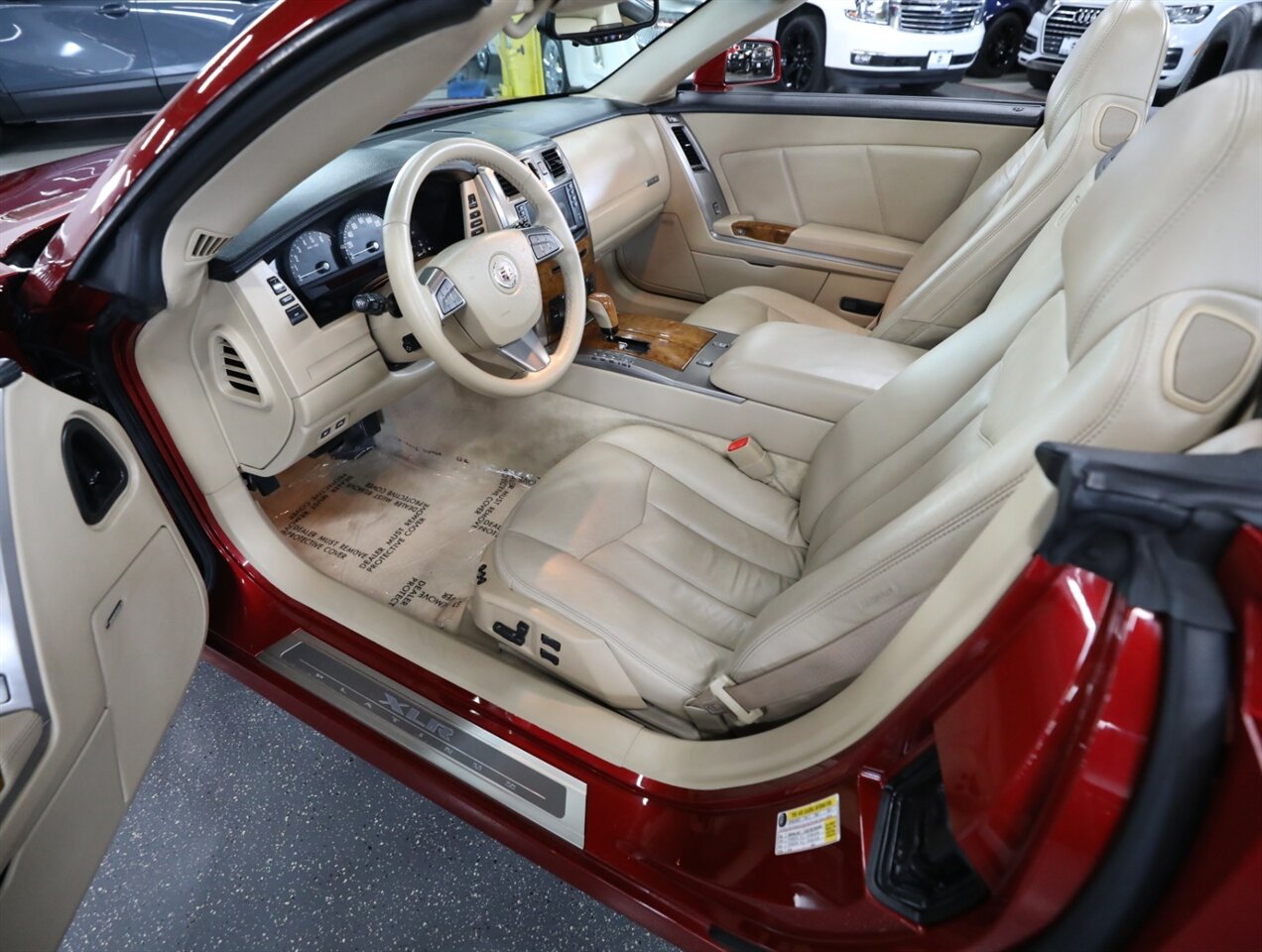2008 Cadillac XLR Platinum Edition - Photo 25 - Addison, IL 60101
