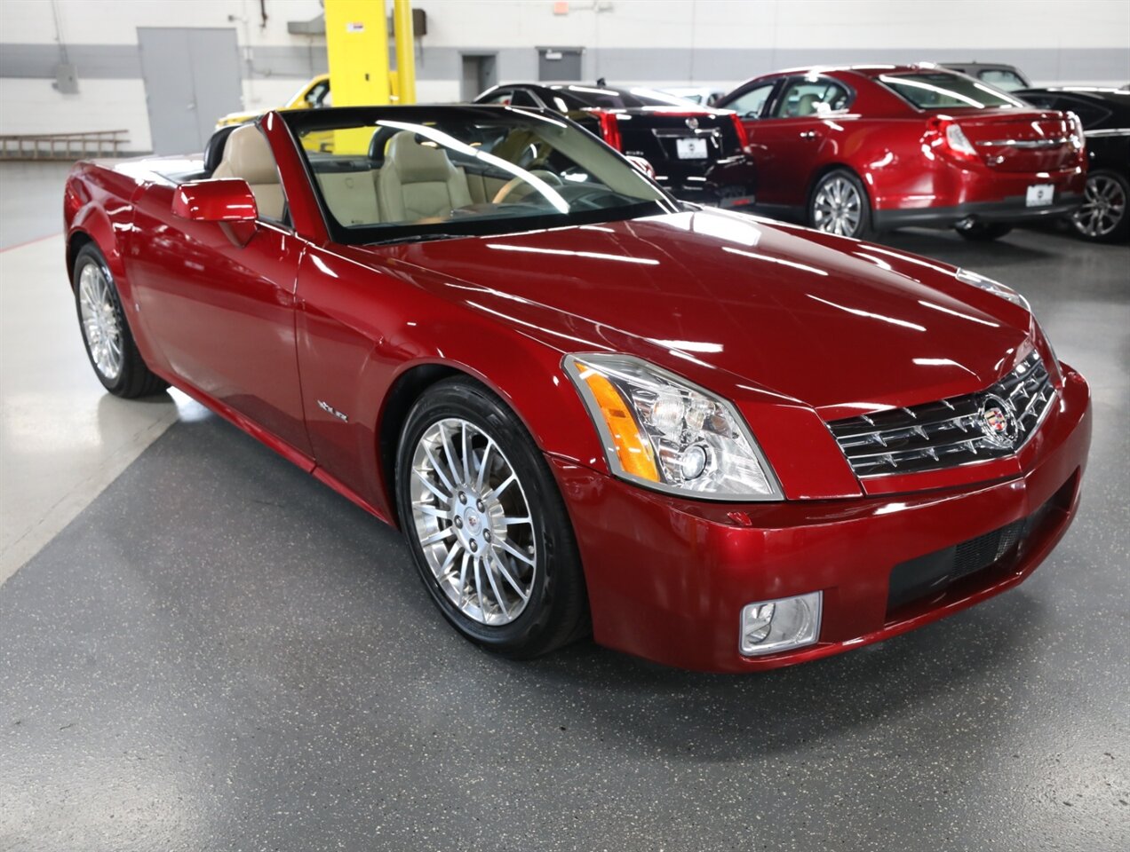 2008 Cadillac XLR Platinum Edition - Photo 7 - Addison, IL 60101