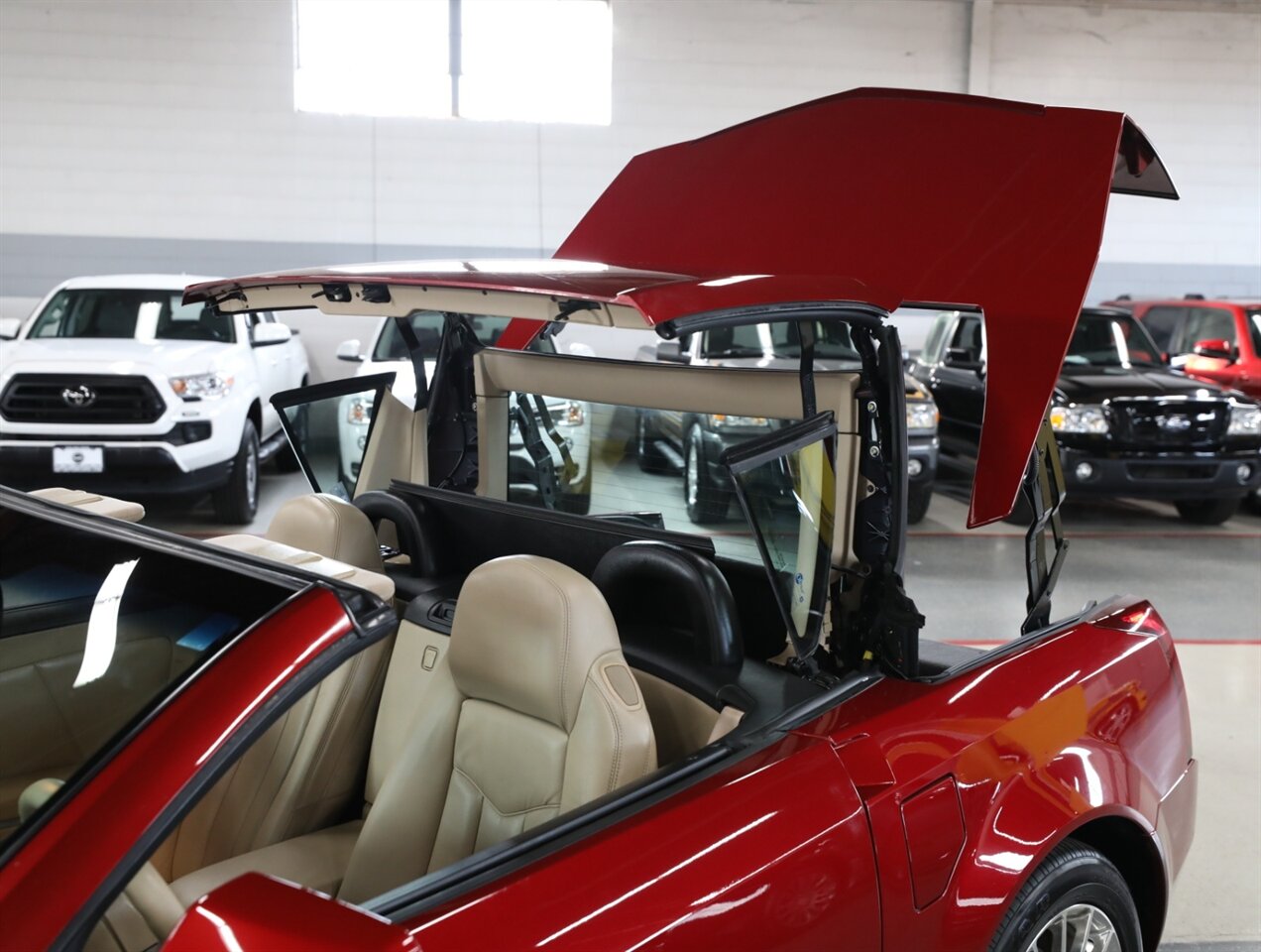 2008 Cadillac XLR Platinum Edition - Photo 43 - Addison, IL 60101