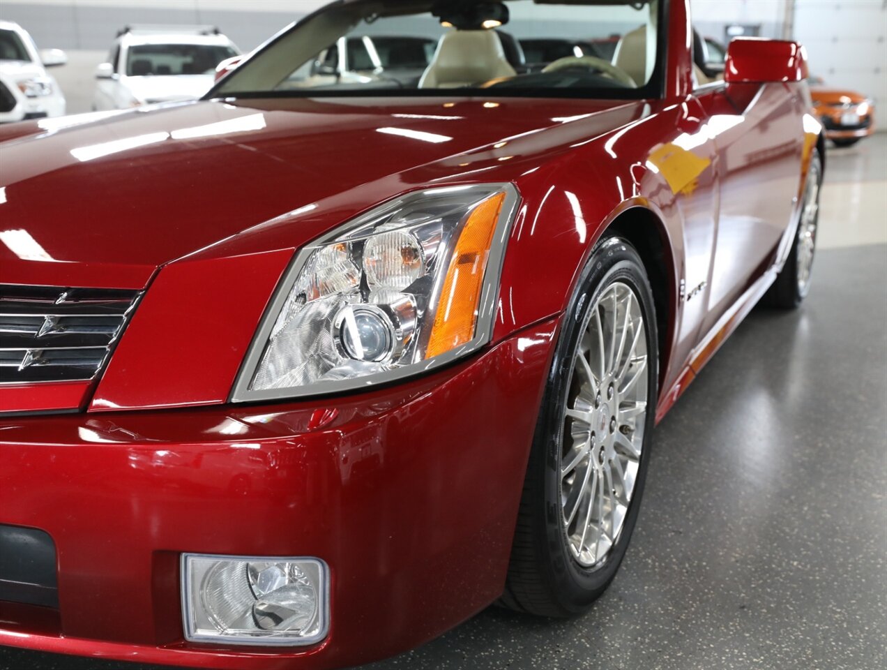 2008 Cadillac XLR Platinum Edition - Photo 5 - Addison, IL 60101