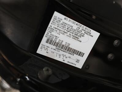 2004 Ford Thunderbird Deluxe - Photo 33 - Addison, IL 60101