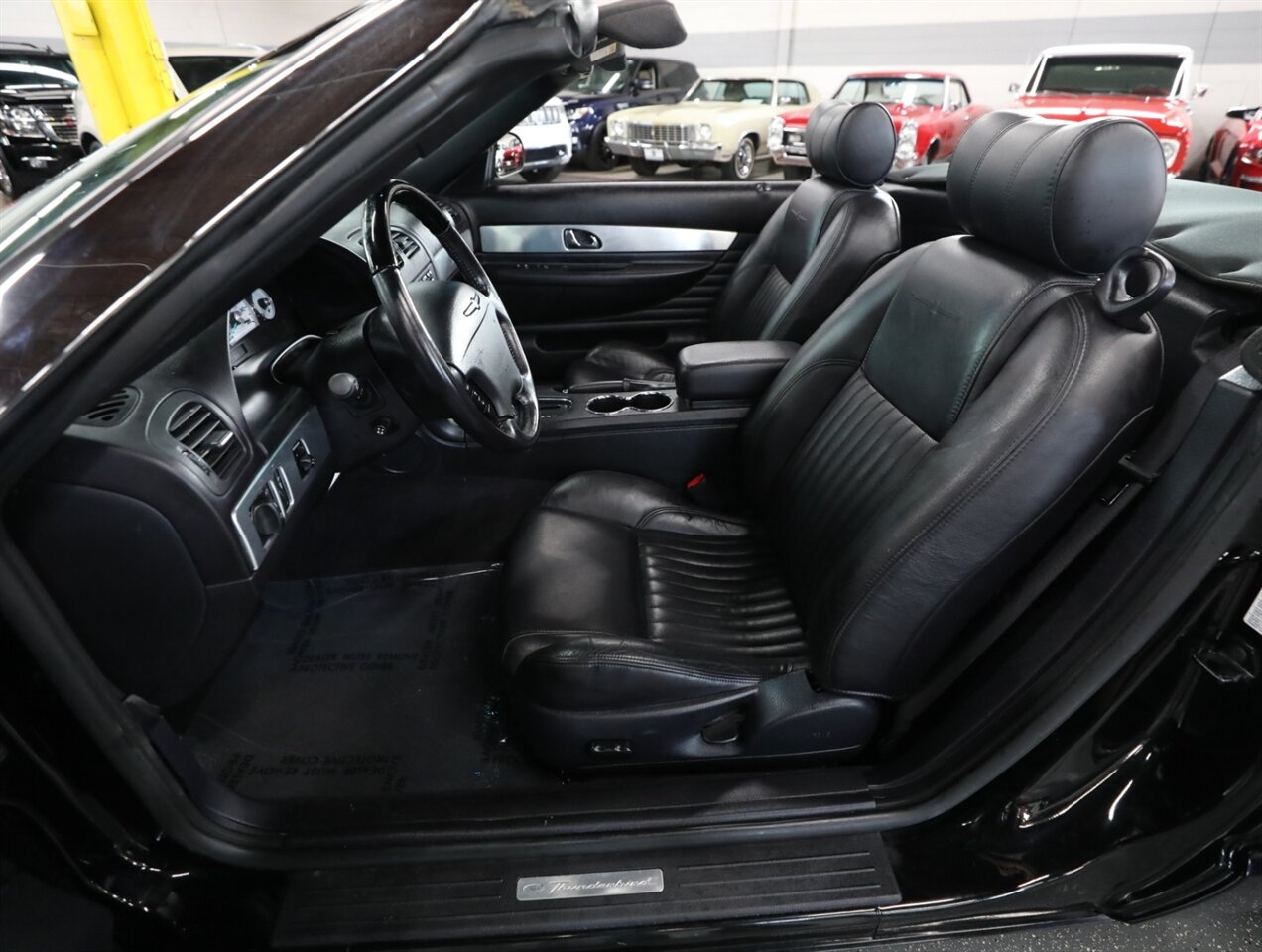 2004 Ford Thunderbird Deluxe - Photo 25 - Addison, IL 60101