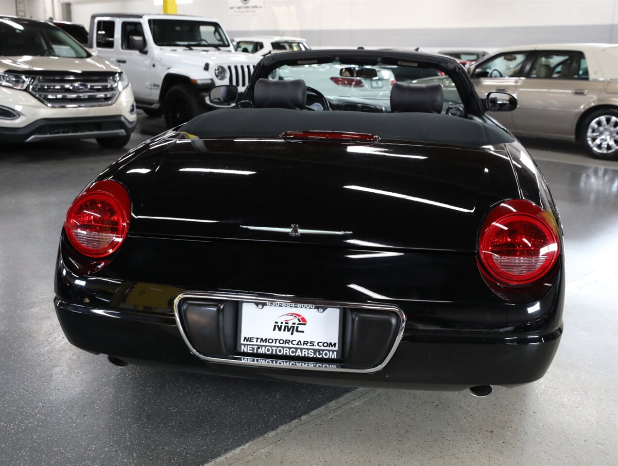 2004 Ford Thunderbird Deluxe - Photo 13 - Addison, IL 60101
