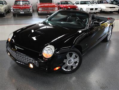 2004 Ford Thunderbird Deluxe - Photo 2 - Addison, IL 60101