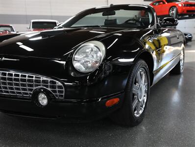 2004 Ford Thunderbird Deluxe - Photo 5 - Addison, IL 60101