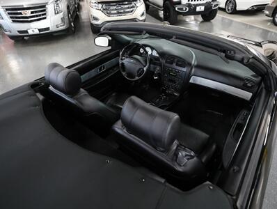 2004 Ford Thunderbird Deluxe - Photo 18 - Addison, IL 60101