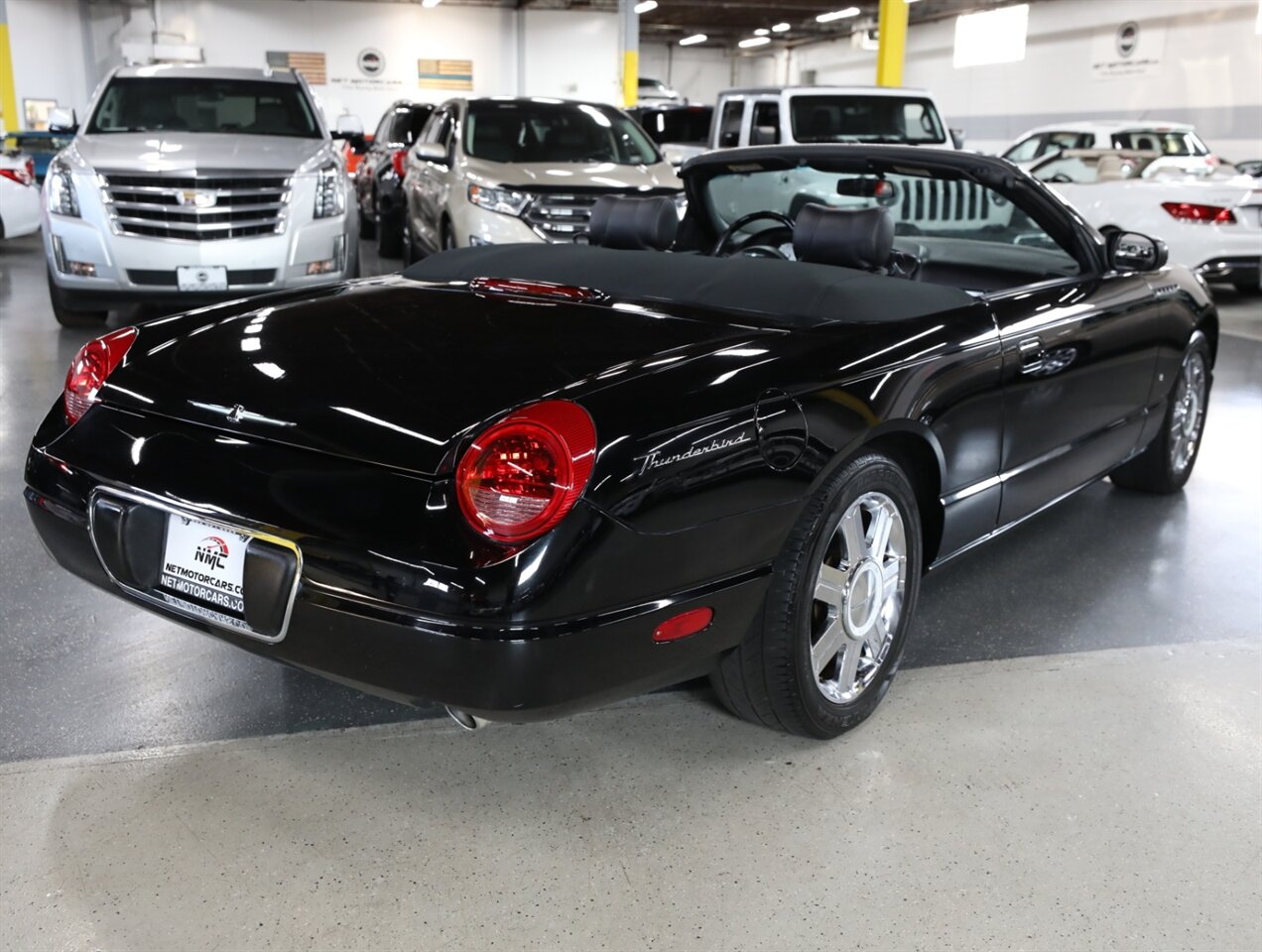 2004 Ford Thunderbird Deluxe - Photo 11 - Addison, IL 60101