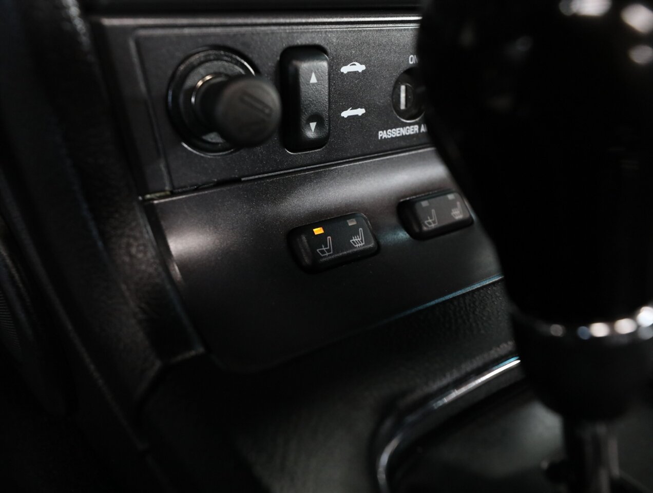 2004 Ford Thunderbird Deluxe - Photo 28 - Addison, IL 60101