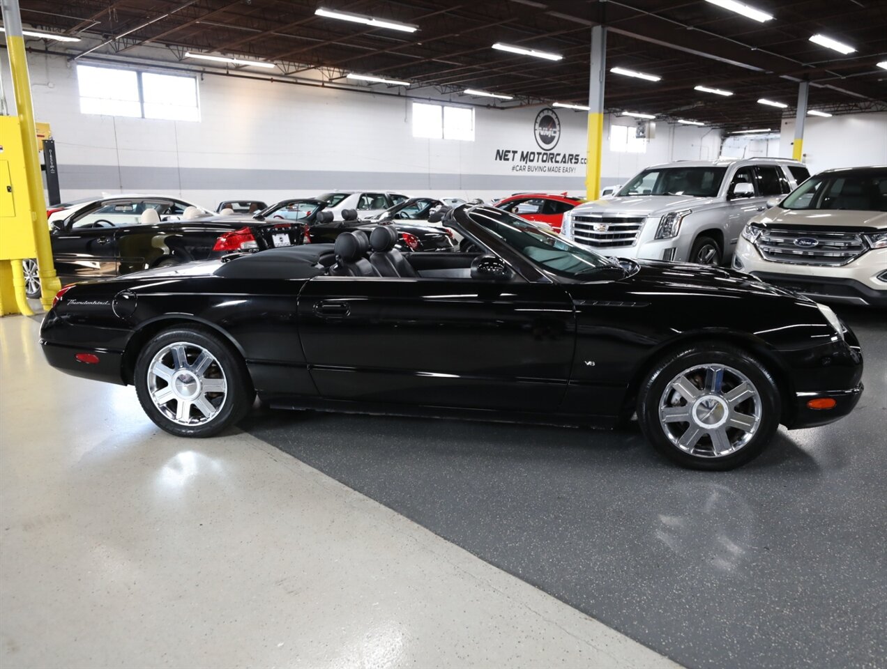 2004 Ford Thunderbird Deluxe - Photo 10 - Addison, IL 60101