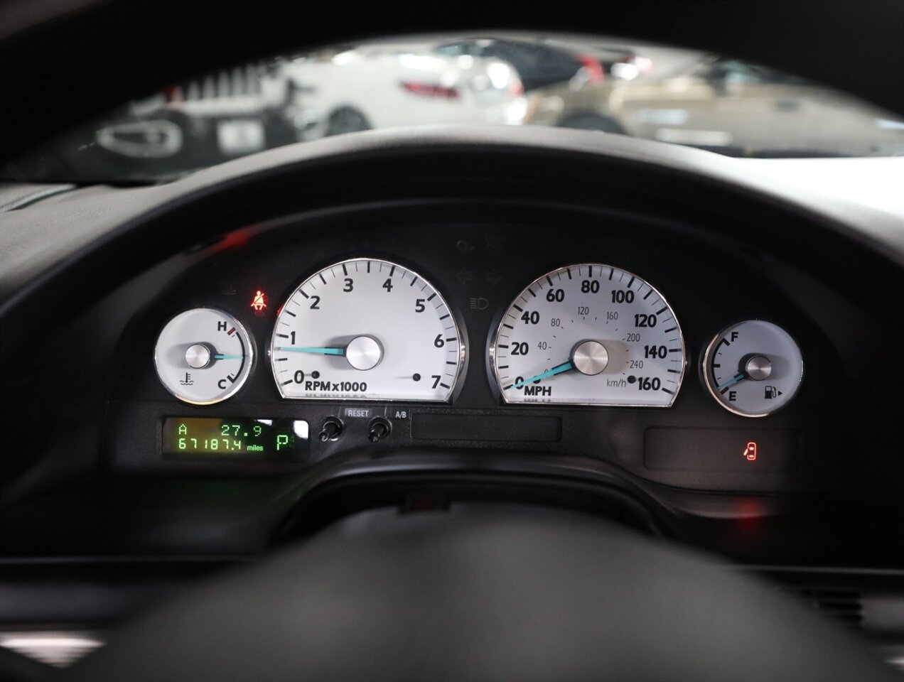 2004 Ford Thunderbird Deluxe - Photo 31 - Addison, IL 60101