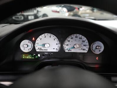 2004 Ford Thunderbird Deluxe - Photo 31 - Addison, IL 60101