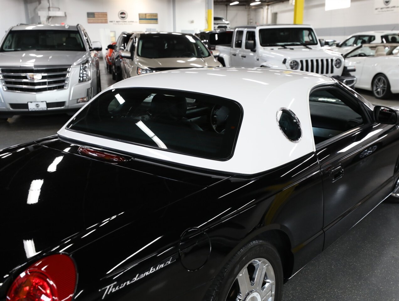 2004 Ford Thunderbird Deluxe - Photo 36 - Addison, IL 60101
