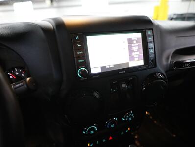 2017 Jeep Wrangler Winter Edition 4WD   - Photo 31 - Addison, IL 60101