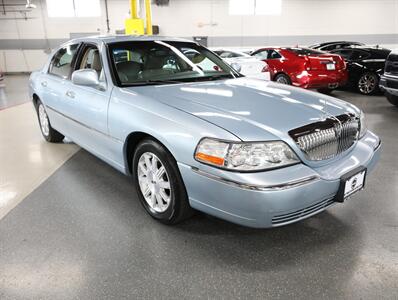 2011 Lincoln Town Car Signature Limited   - Photo 7 - Addison, IL 60101