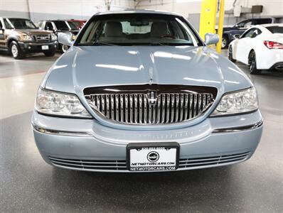 2011 Lincoln Town Car Signature Limited   - Photo 6 - Addison, IL 60101