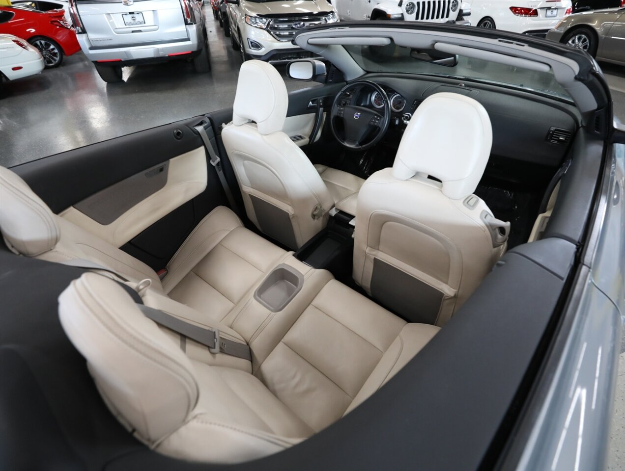 2012 Volvo C70 T5 Convertible - Photo 17 - Addison, IL 60101